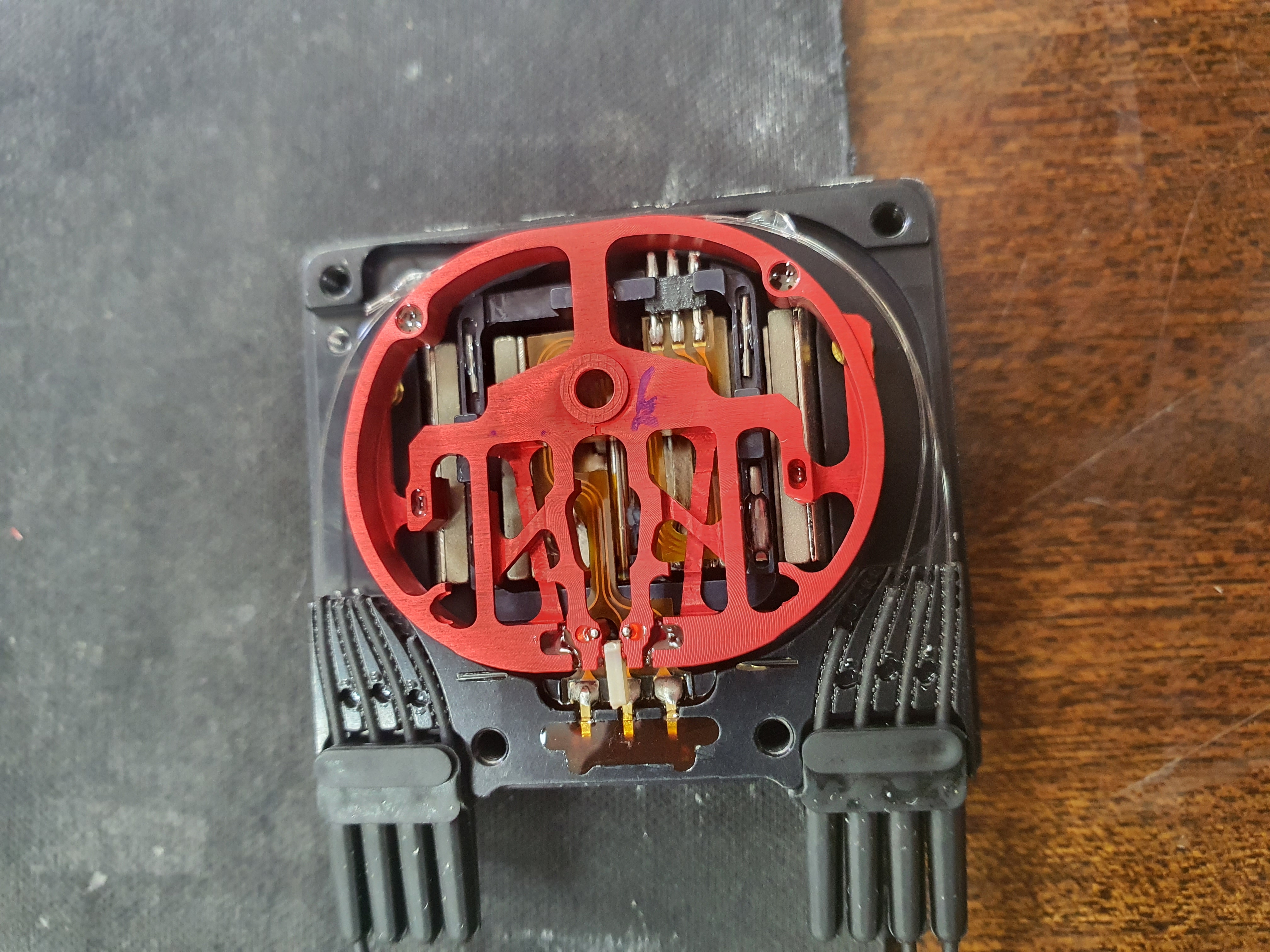 Волоконный оптический переключатель - вид 2
